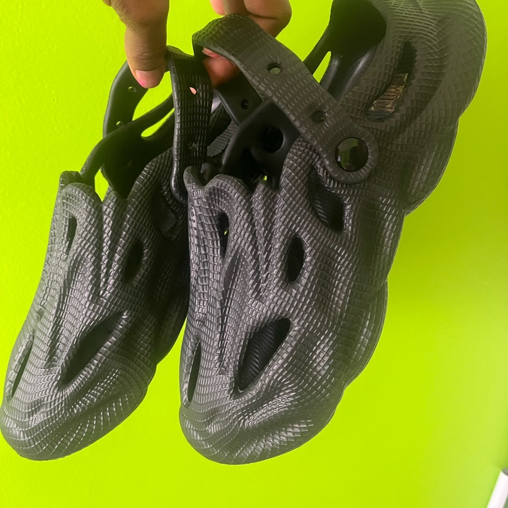 Foam Runner Hollow Vent Clogs New
